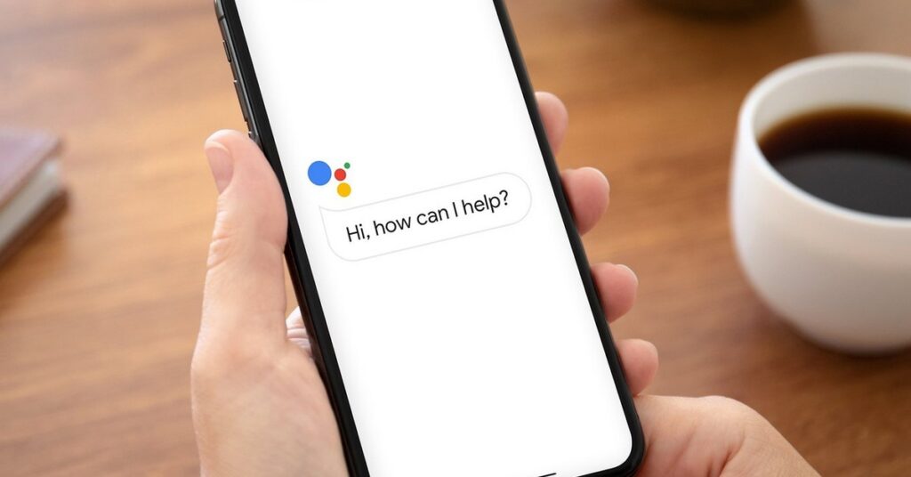 Image containing the Google Assistant logo, with a white background and circles in blue, yellow, red and green, on the cell phone screen